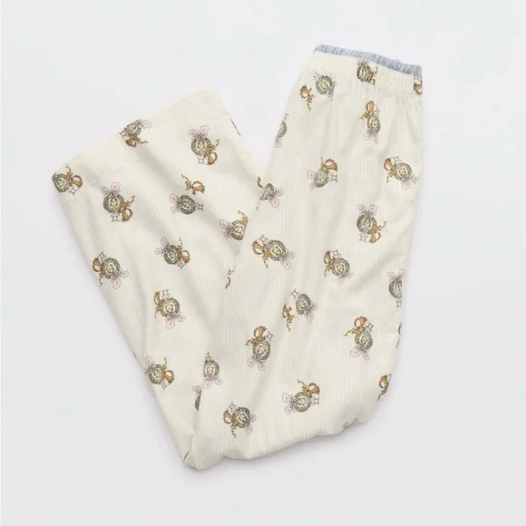 Aerie Cindy Lou Who Grinch Pajama Pants NWT Best Seller - Picture 4 of 9